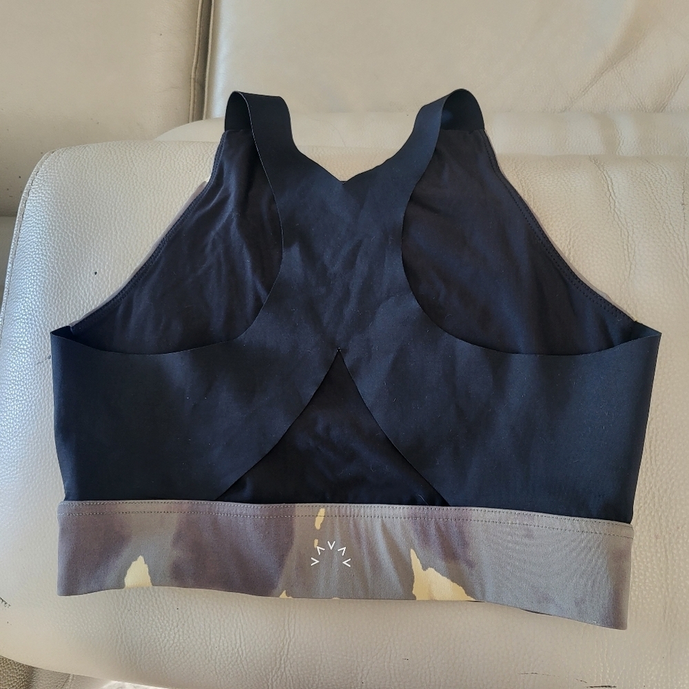 Varley Form Athletic sports Bra camo black small Bloomingdale's - Picture 3 of 8
